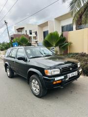 Nissan Pathfinder Automatic 2000 Black for sale