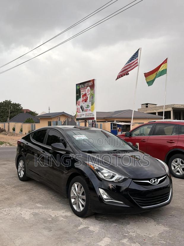 Hyundai Elantra Limited Sedan FWD (1.8L 4cyl 6A) 2016 Black