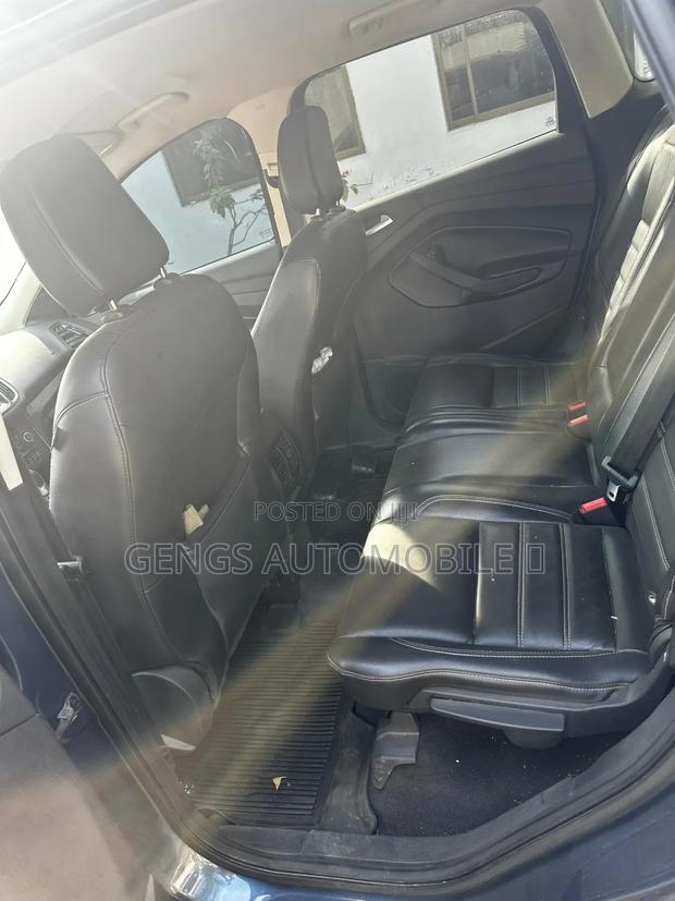 Ford Escape 2018 Blue