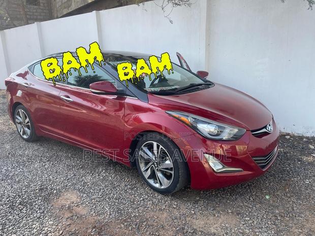 Hyundai Elantra 2016 Red