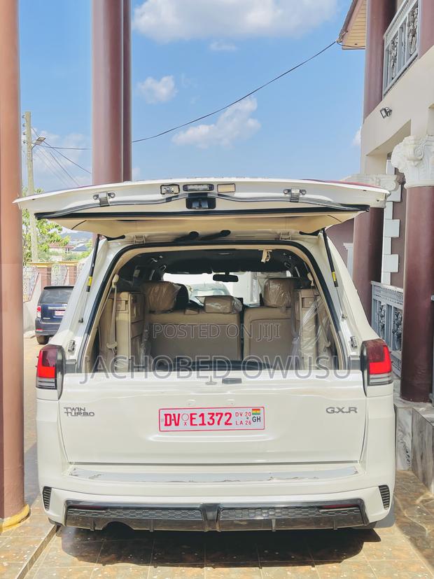 Toyota Land Cruiser 2023 White