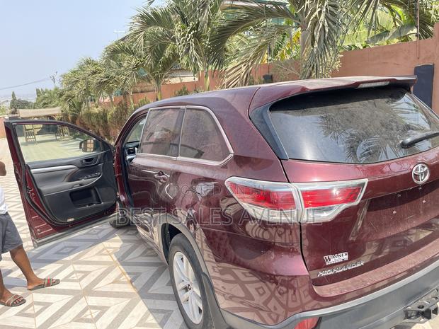 Toyota Highlander 2016 Red