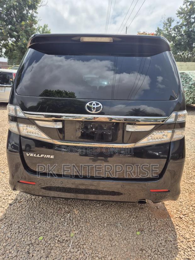 Toyota Vellfire 2014 Black