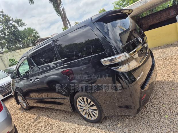 Toyota Vellfire 2014 Black
