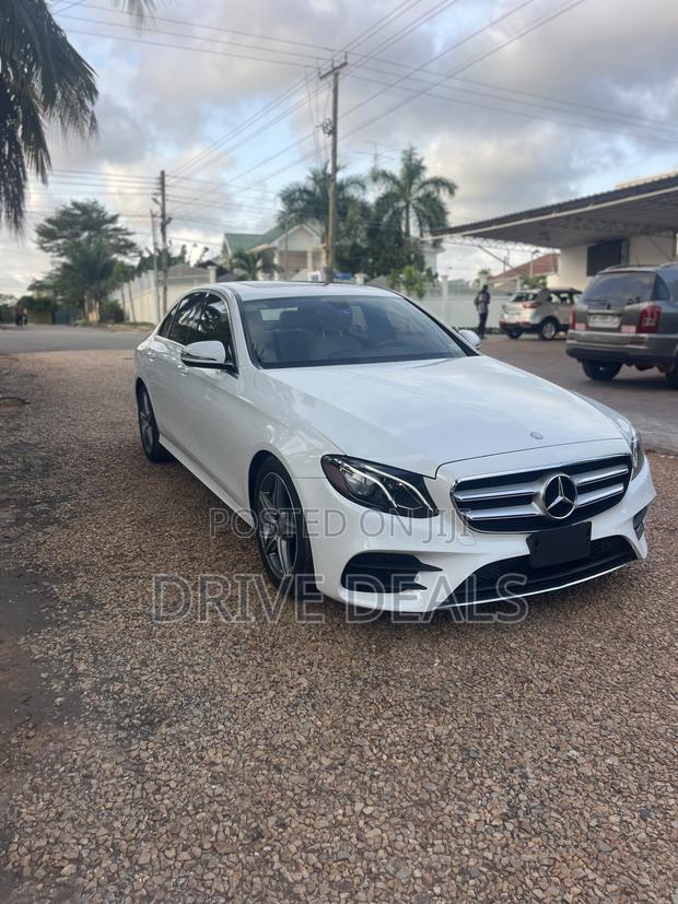 Mercedes-Benz E300 2018 White