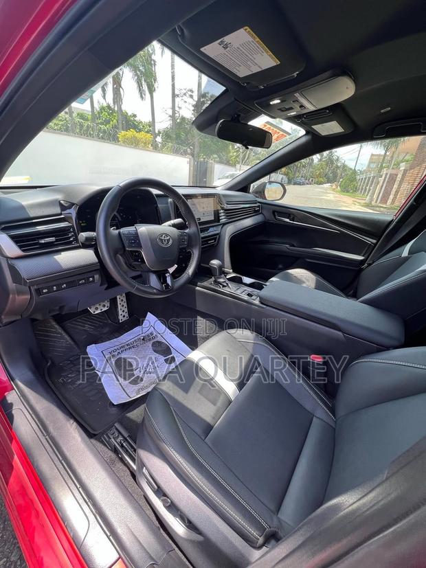 New Toyota Camry SE 2025 Red