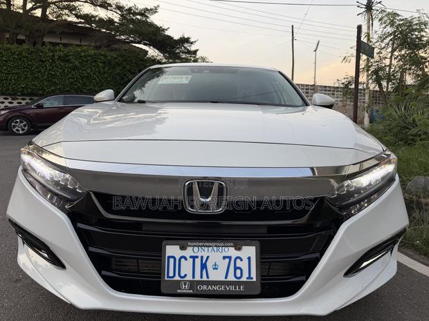 Honda Accord Touring 2018 White