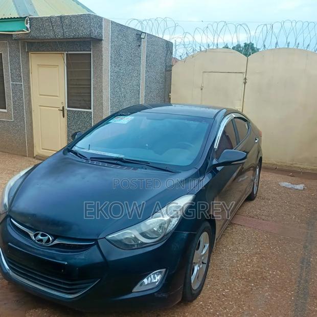 Hyundai Avante 2012 Black