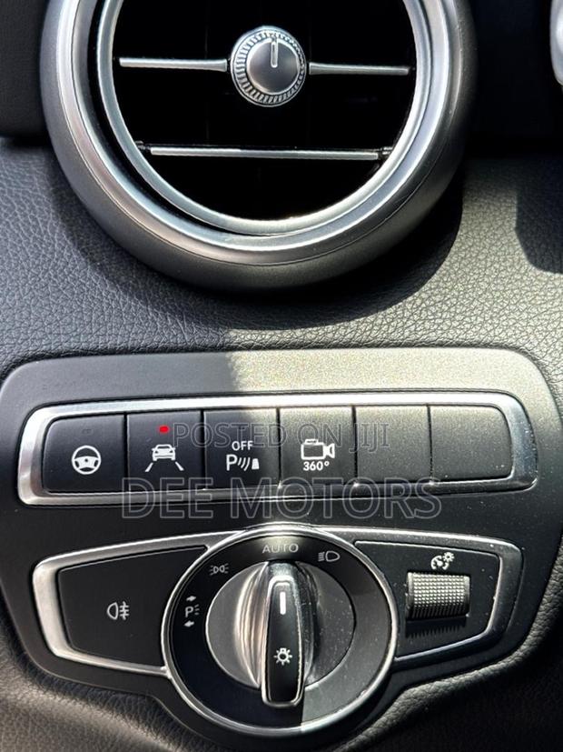 Mercedes-Benz C63 S RWD Coupe (4.0L V8 7A) 2018 Silver