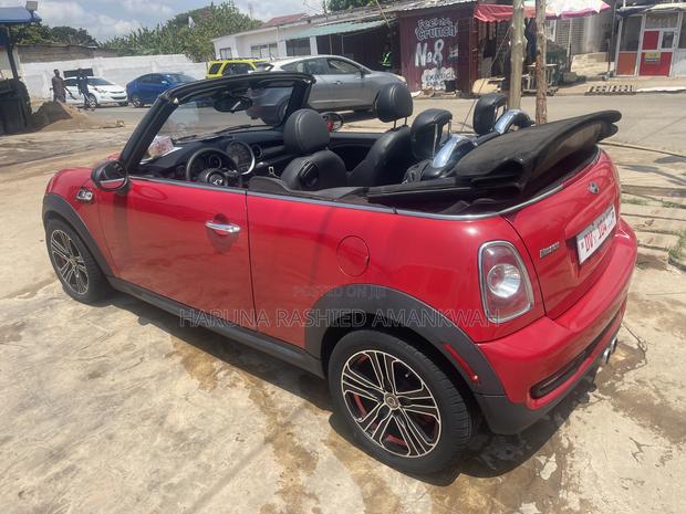 Mini Cooper S 2dr Convertible (1.6L 4cyl Turbo 6M) 2015 Red