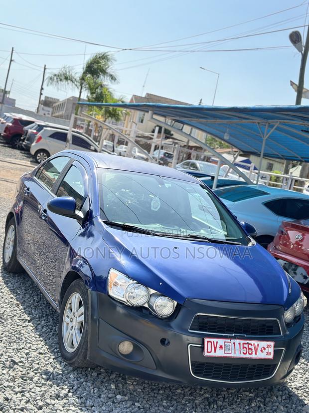 Chevrolet Sonic LS 2016 Blue