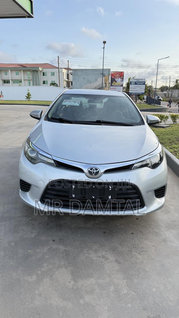 Toyota Corolla 2016 Silver