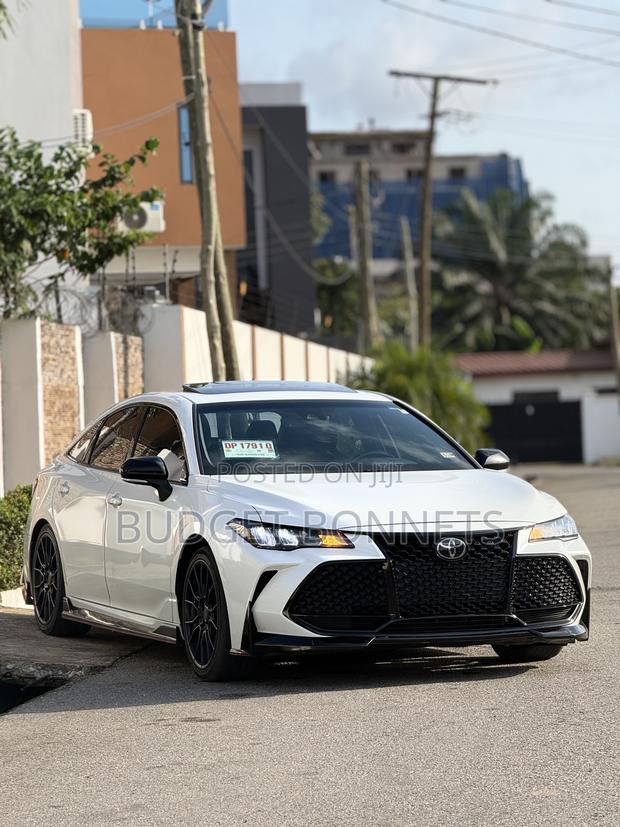 Toyota Avalon TRD 2020 White