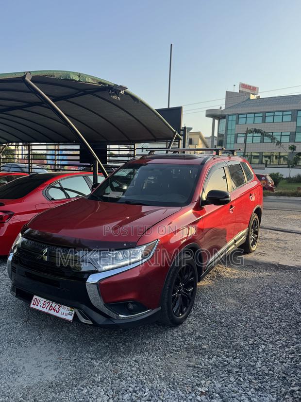 Mitsubishi Outlander 2.4 PHEV AWD 2019 Red