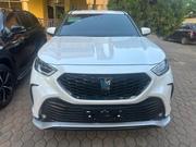 Toyota Highlander 2021 White for sale