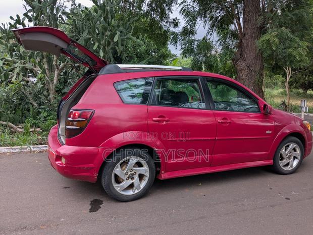 Pontiac Vibe 1.8L 2009 Red