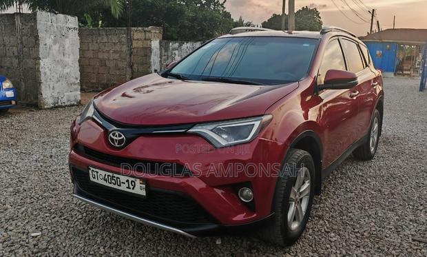 Toyota RAV4 Limited 4dr SUV (2.5L 4cyl 6A) 2015 Red