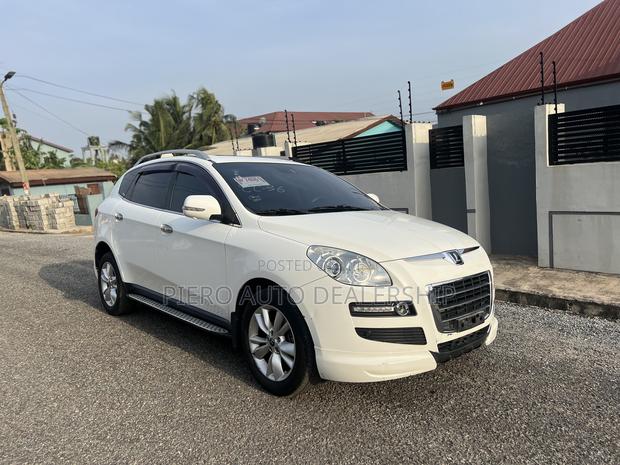Luxgen U6 2013 White