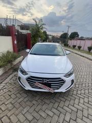 Hyundai Elantra 2018 White for sale