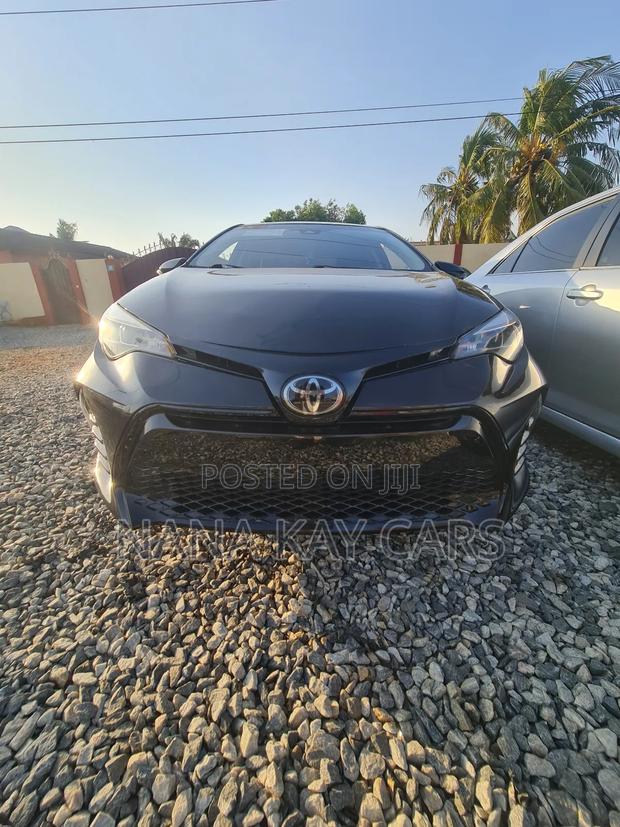 Toyota Corolla SE (1.8L 4cyl 2A) 2019 Black