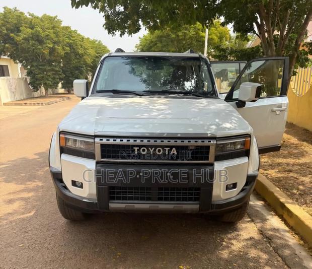 Toyota Land Cruiser Prado 2.8 2025 White