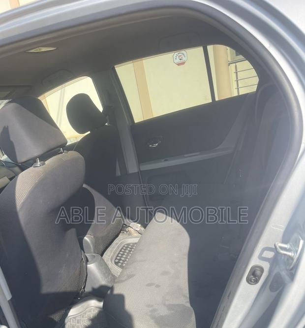 Toyota Vitz 1.3 AWD 5dr 2010 Silver