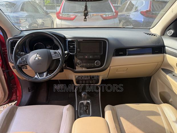 Mitsubishi Outlander 2017 Burgundy