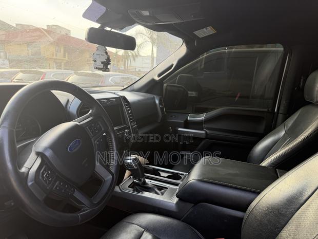 Ford F-150 2019 White