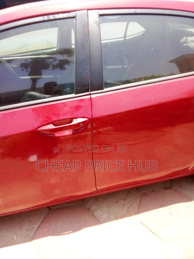 Toyota Corolla S 4dr Sedan (1.8L 4cyl CVT) 2015 Red