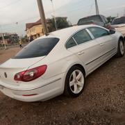 Volkswagen Passat 2012 White for sale