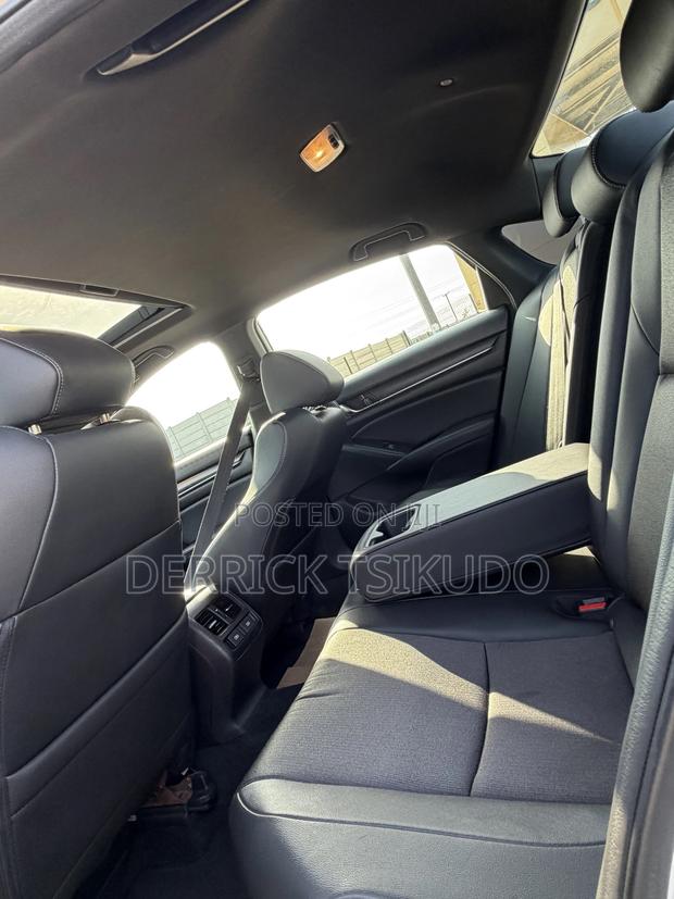 Honda Accord Sport 2.0T 2021 White