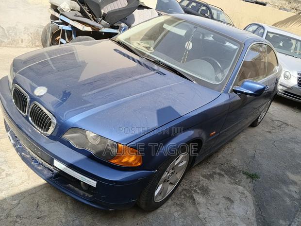 BMW 328i 2004 Blue