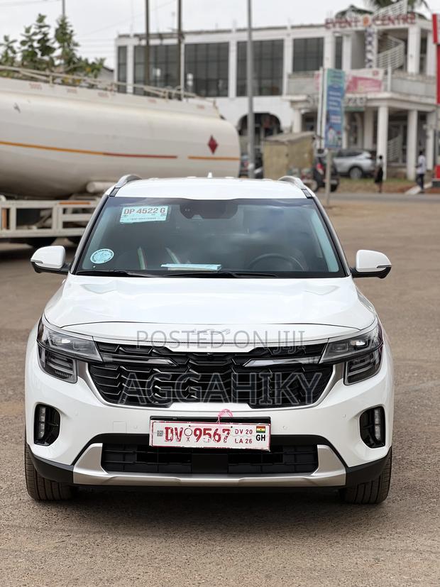 Kia Seltos 2026 White