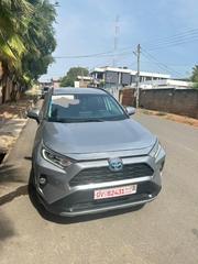 Toyota RAV4 XLE 2022 Silver for sale