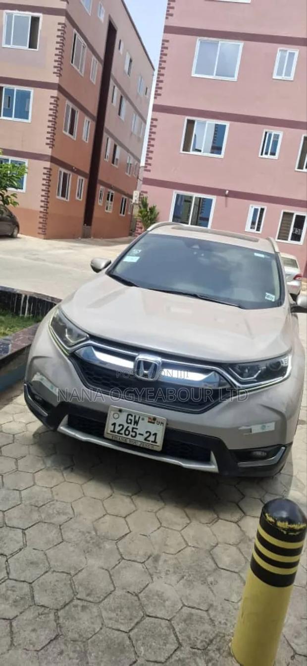 Honda CR-V Touring AWD 2019 Gray