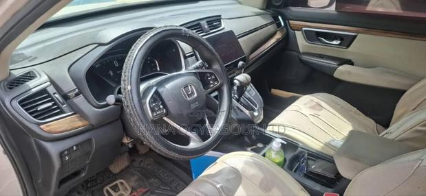 Honda CR-V Touring AWD 2019 Gray