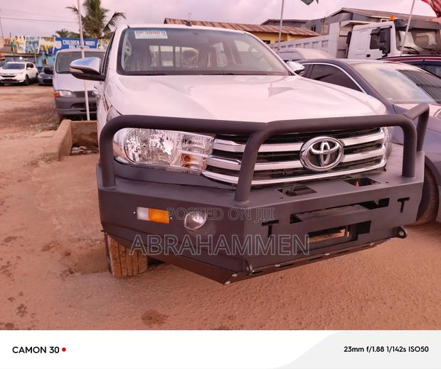 Toyota Hilux Revo Double Cab Deisel 2.4 AWD 2022 White