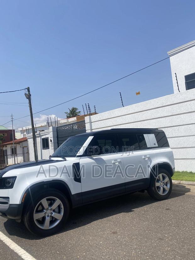 Land Rover Defender 2025 White