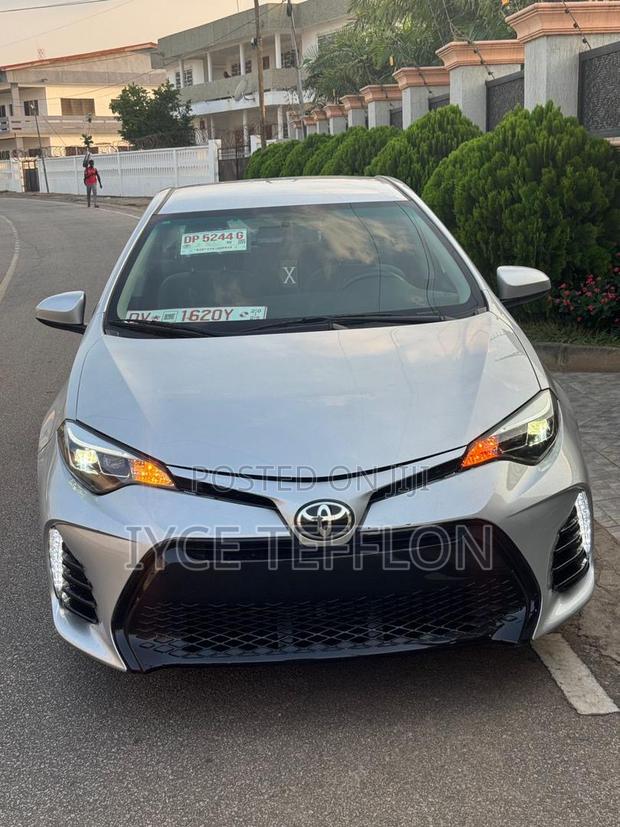 Toyota Corolla 2016 Silver