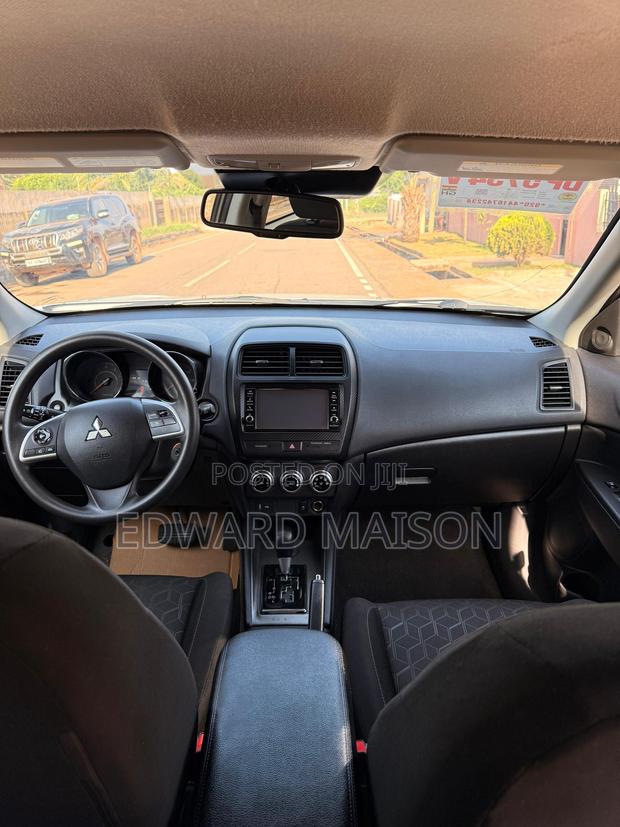 Mitsubishi Outlander Sport 2021 White