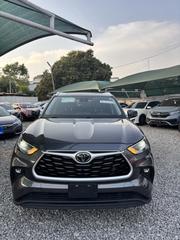 Toyota Highlander XLE 2022 Gray for sale