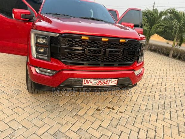 Ford F-150 2021 Red