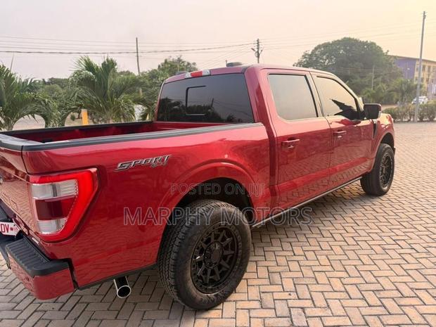 Ford F-150 2021 Red