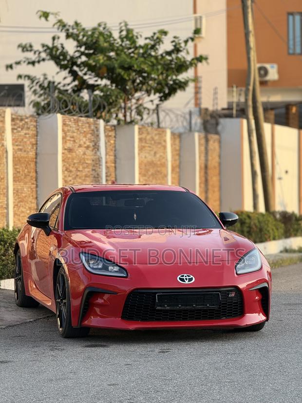 Toyota GR86 Premium (2.4L 4cyl 6A) 2024 Red