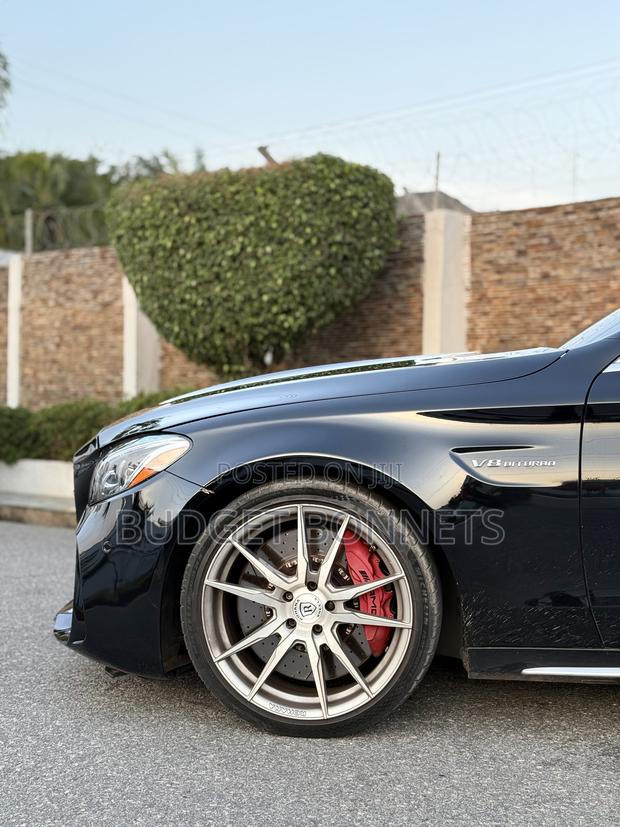 Mercedes-Benz C63 2016 Blue