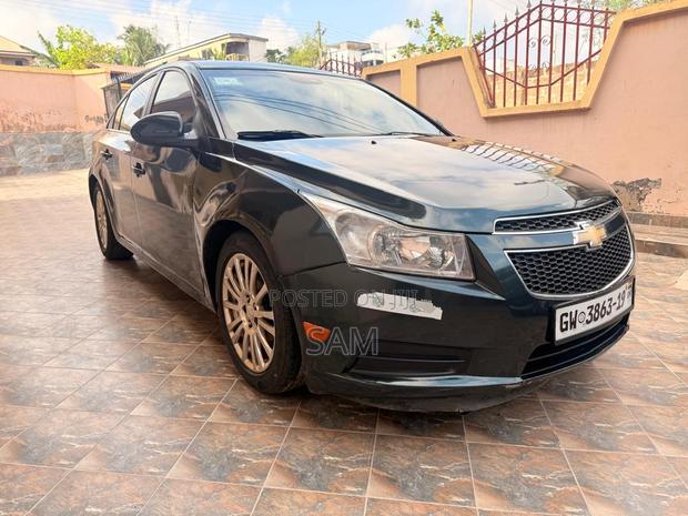 Chevrolet Cruze 2012