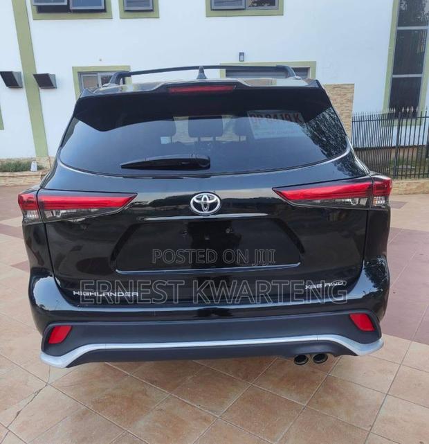 Toyota Highlander XSE 2022 Black