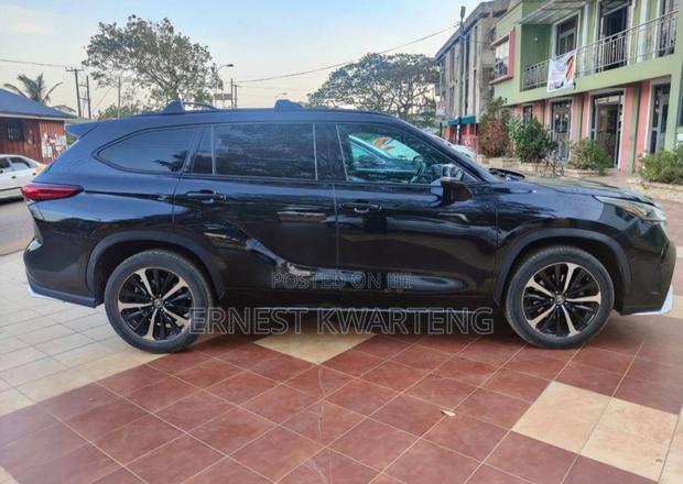 Toyota Highlander XSE 2022 Black