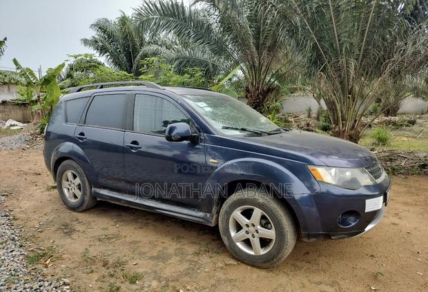 Mitsubishi Outlander 2009 Blue
