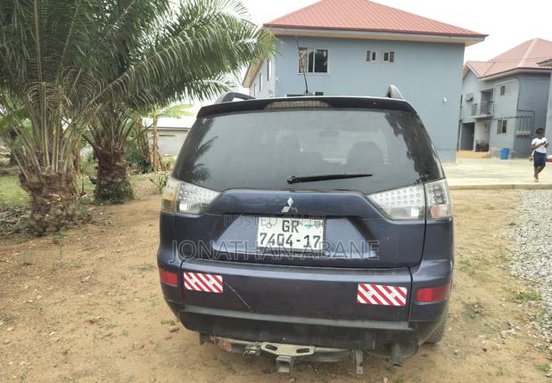 Mitsubishi Outlander 2009 Blue